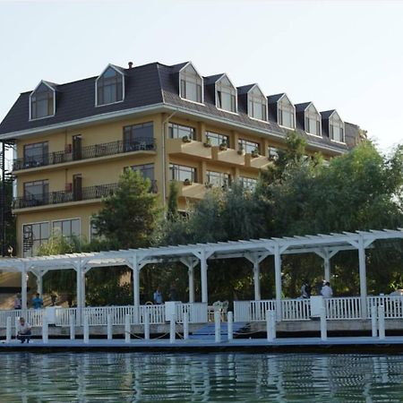 River Side Hotel Mingacevir Exterior foto
