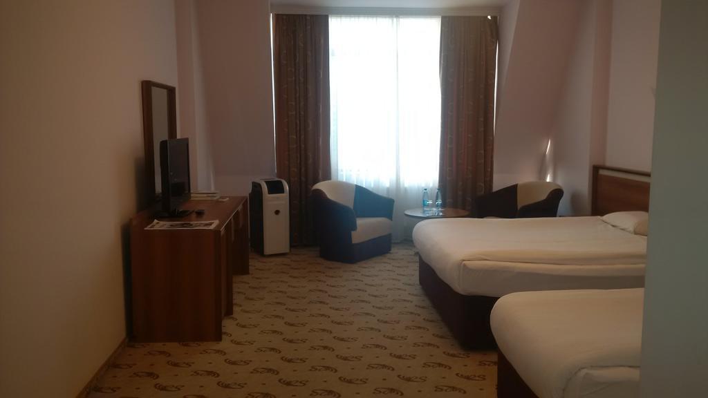 River Side Hotel Mingacevir Cameră foto