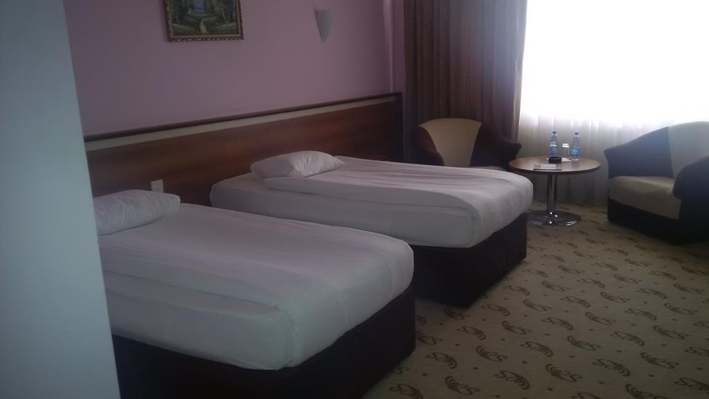 River Side Hotel Mingacevir Cameră foto