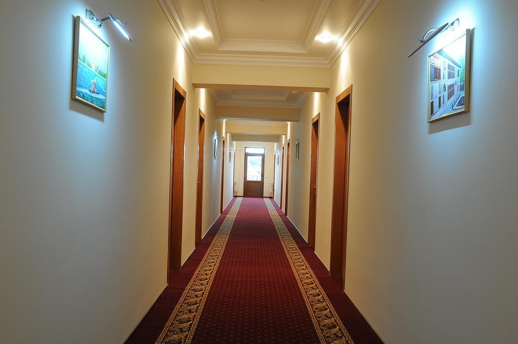 River Side Hotel Mingacevir Exterior foto