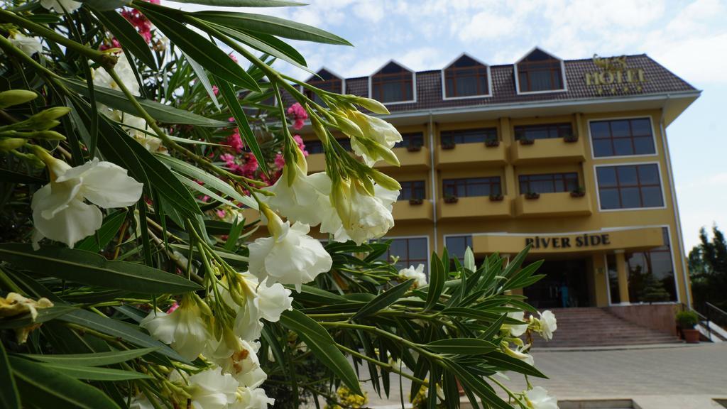 River Side Hotel Mingacevir Exterior foto