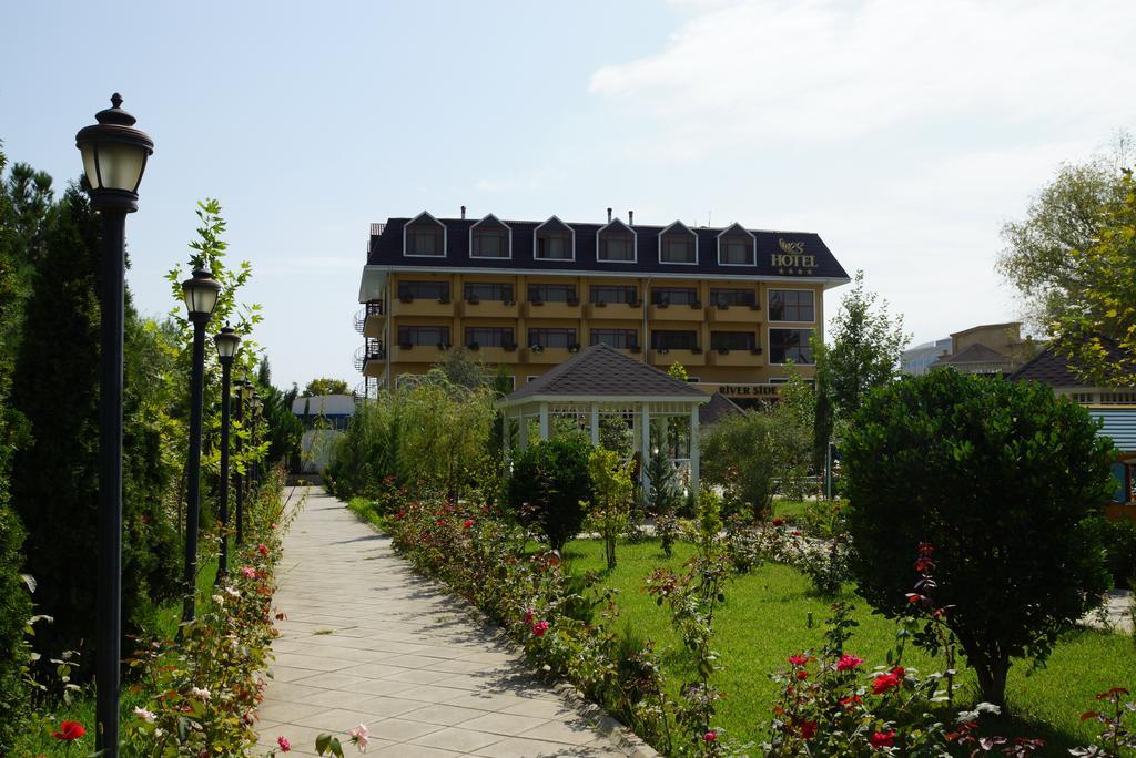 River Side Hotel Mingacevir Exterior foto